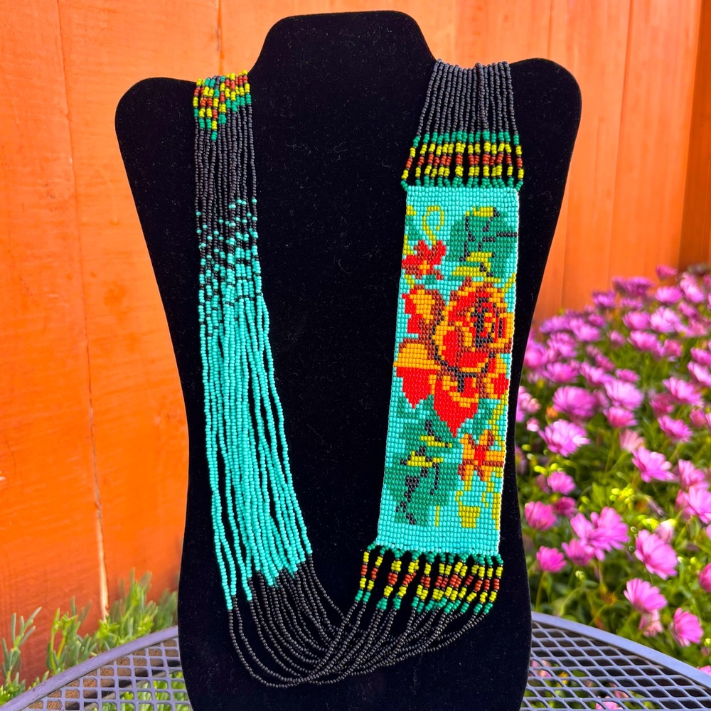 Floral Beaded Necklace - Multicolor